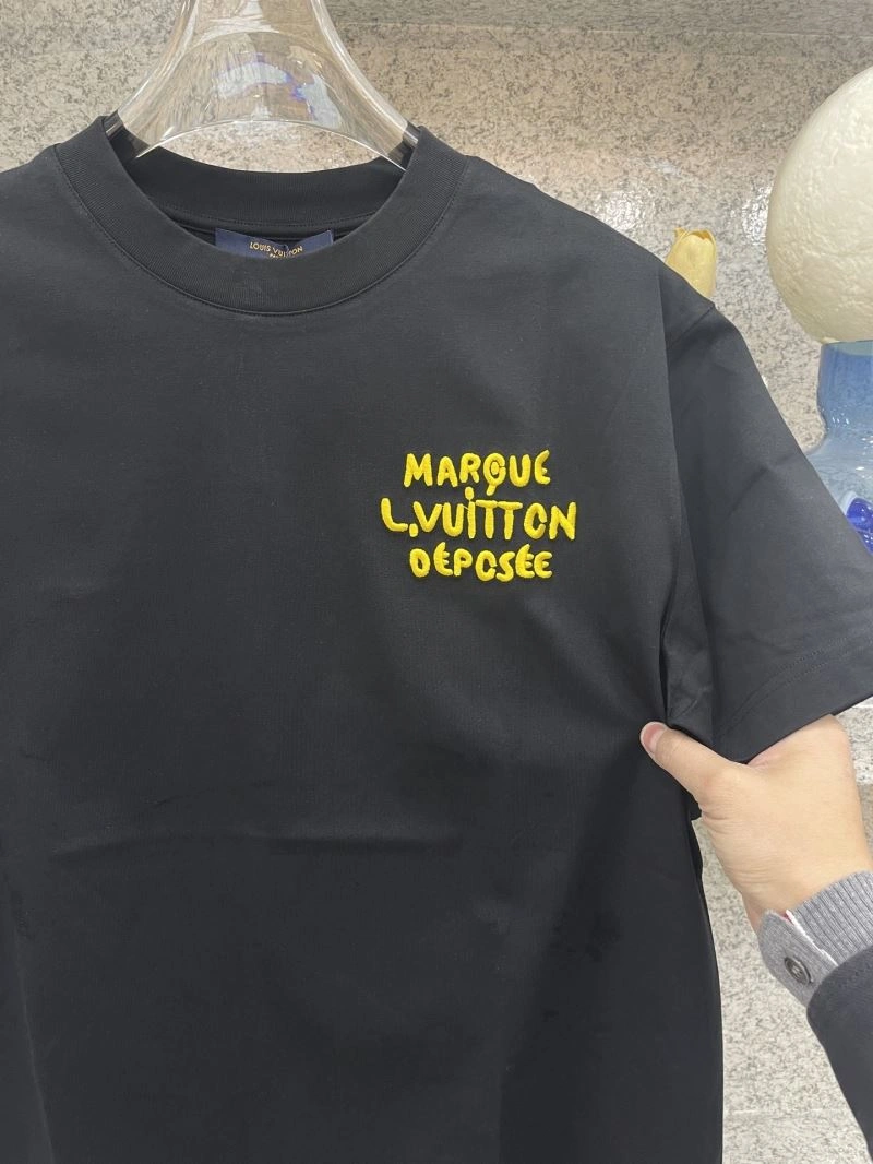 Affordable Louis Vuitton T-Shirts 134531