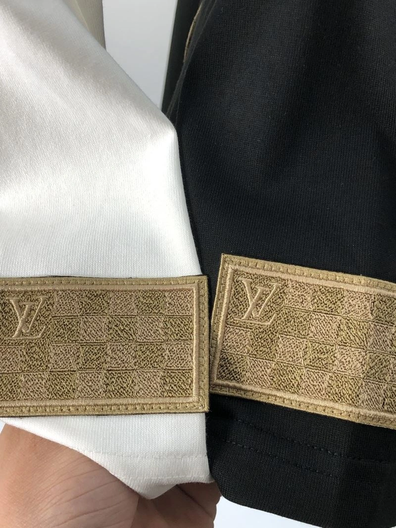 Louis Vuitton T-Shirts ZipUp 134524
