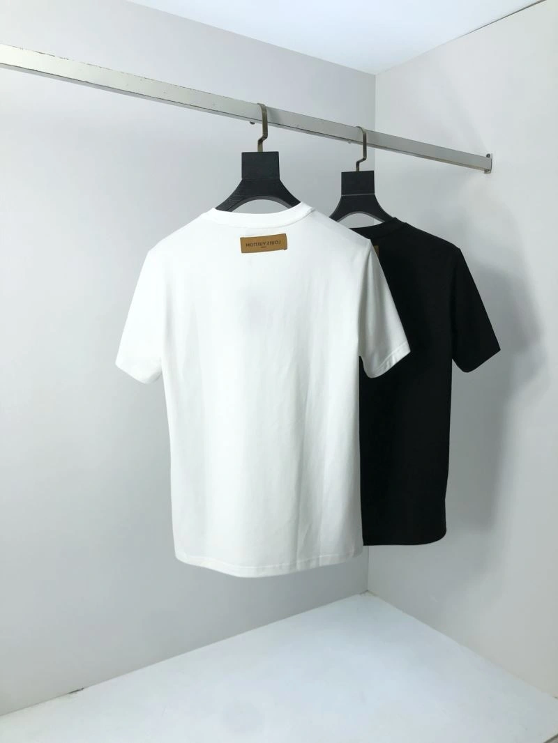 Louis Vuitton T-Shirts ZipUp 134524