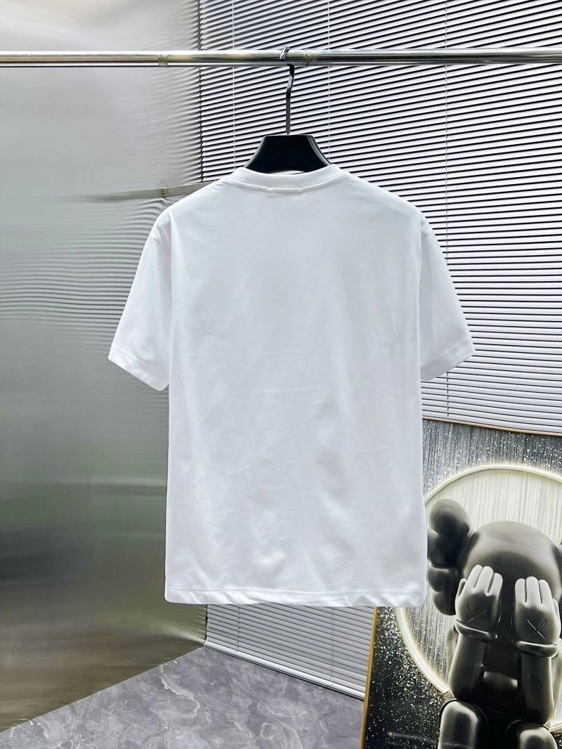 Louis Vuitton T-Shirts Versatile 134537