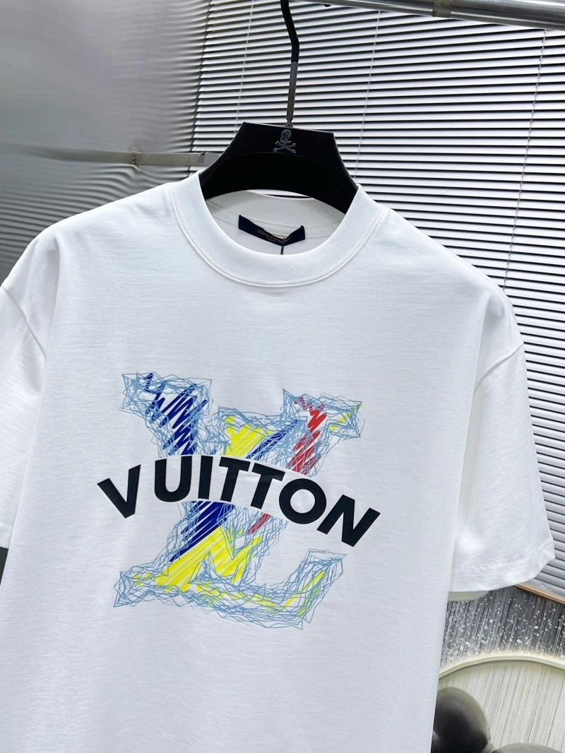 Classic Louis Vuitton T-Shirts 134514