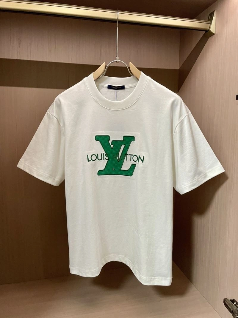 SoftTouch Louis Vuitton T-Shirts 134528