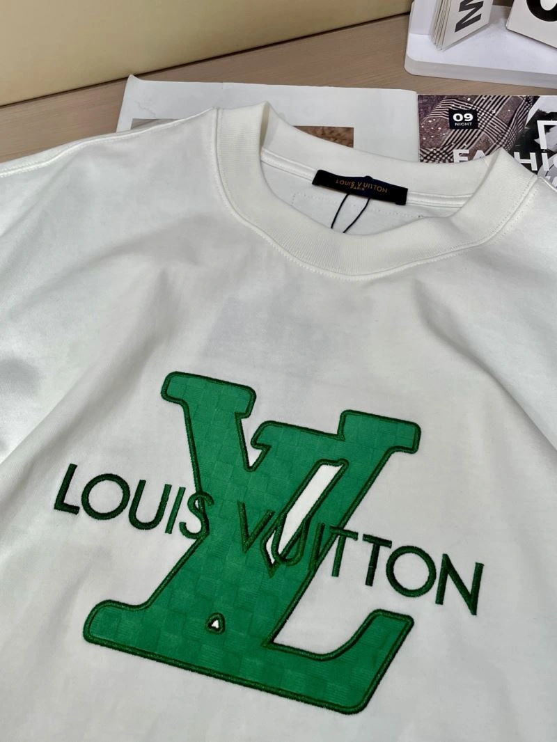 SoftTouch Louis Vuitton T-Shirts 134528
