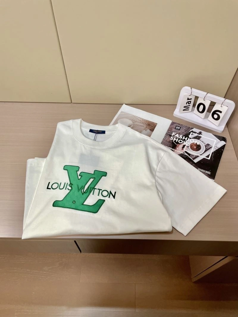 SoftTouch Louis Vuitton T-Shirts 134528