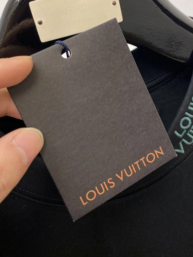 Louis Vuitton T-Shirts Modern 134533
