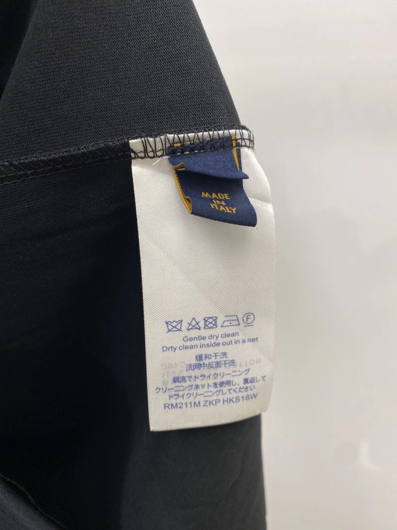 Louis Vuitton T-Shirts Modern 134533