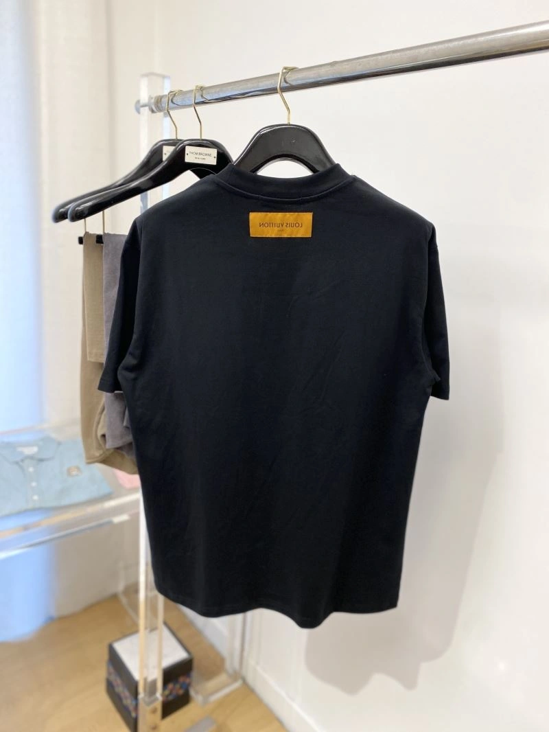 Louis Vuitton T-Shirts Modern 134533