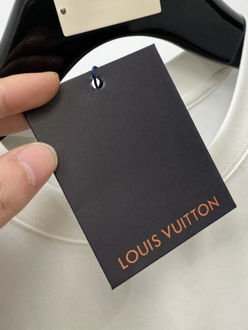 Louis Vuitton T-Shirts Popular 134515