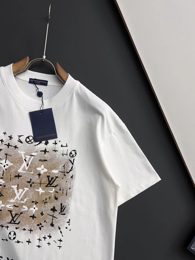 TravelReady Louis Vuitton T-Shirts 134517