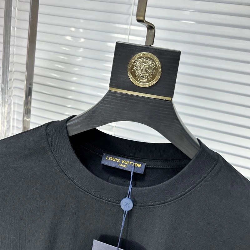 Popular Louis Vuitton T-Shirts 134523