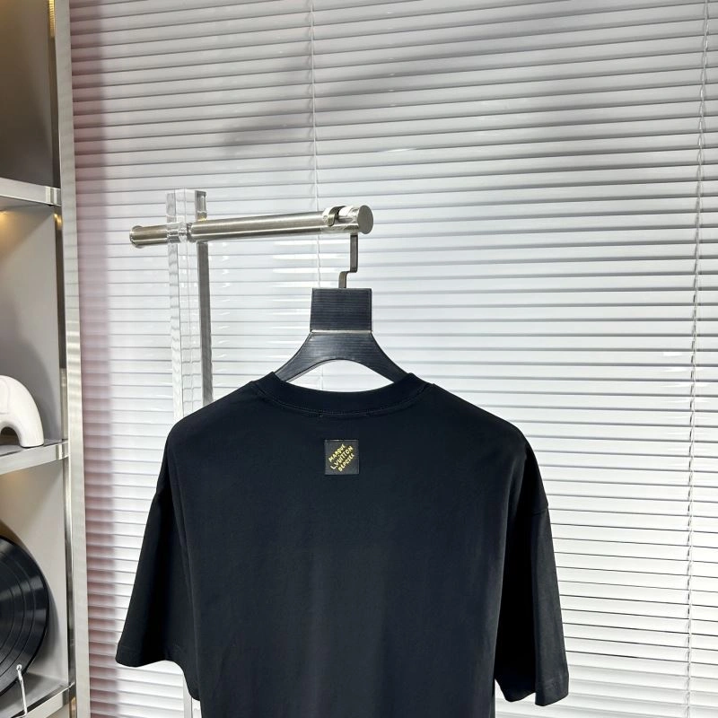 Popular Louis Vuitton T-Shirts 134523