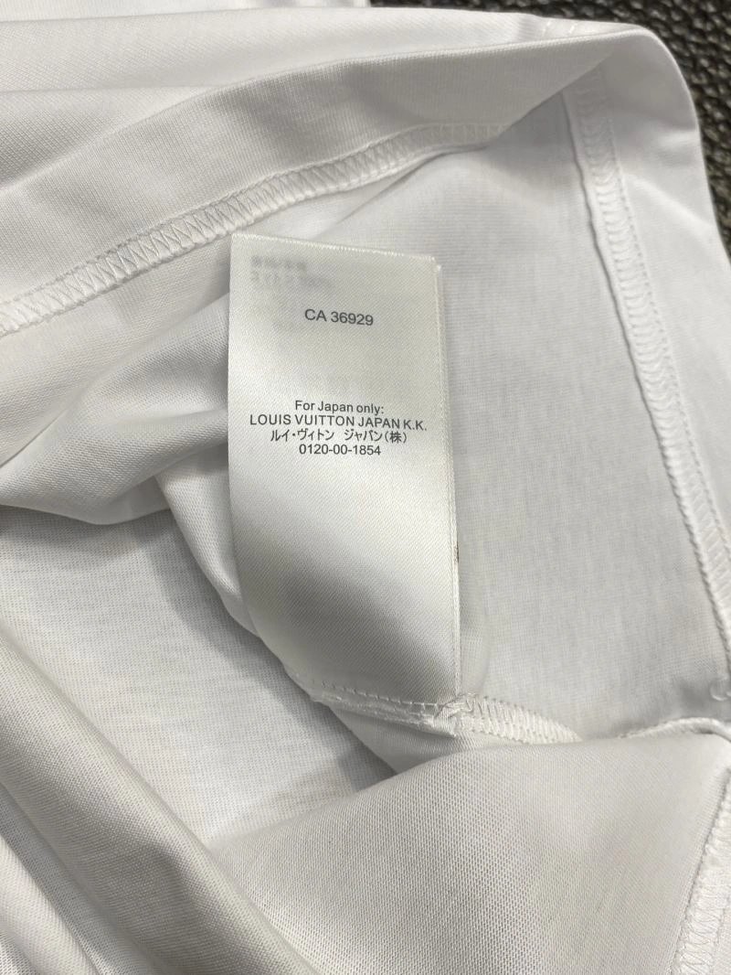 Lightweight Louis Vuitton T-Shirts 134510