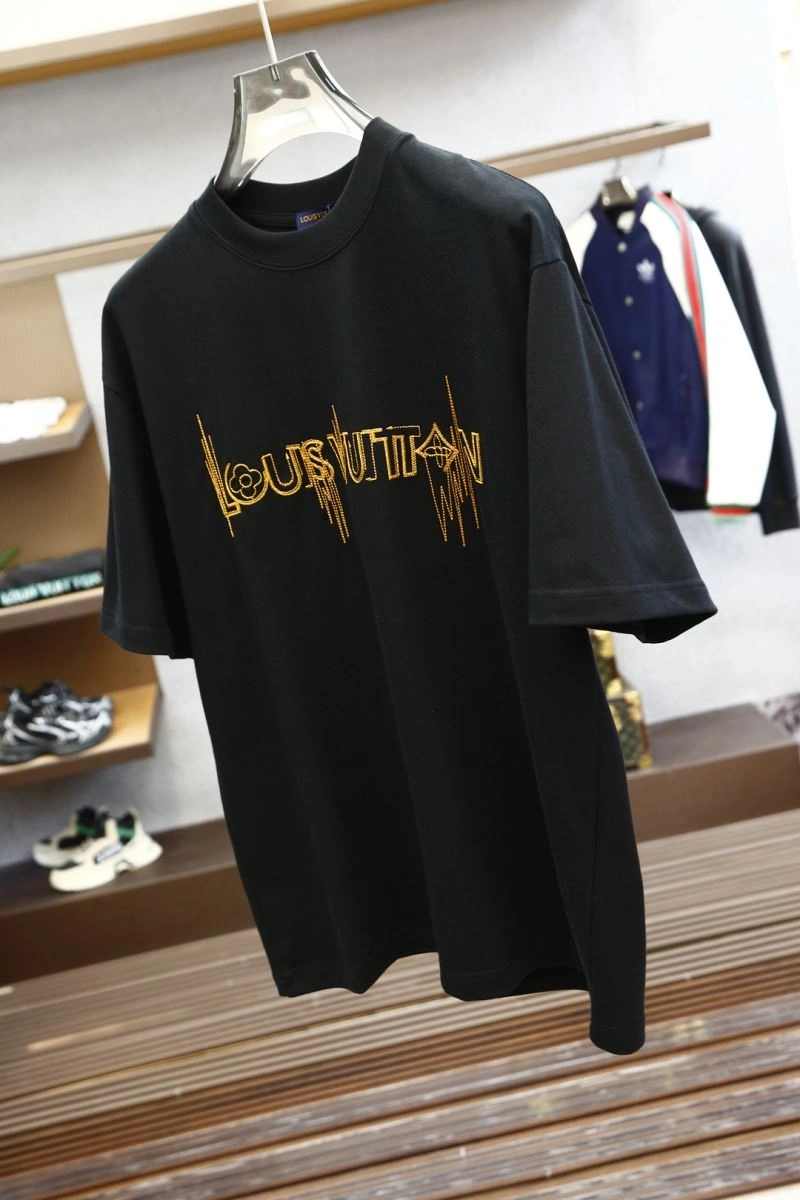 Louis Vuitton T-Shirts Timeless 134509