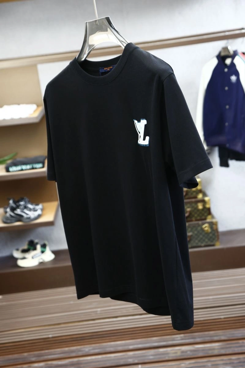 Louis Vuitton T-Shirts AllSeason 134506