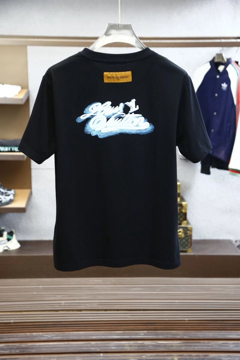 Louis Vuitton T-Shirts AllSeason 134506