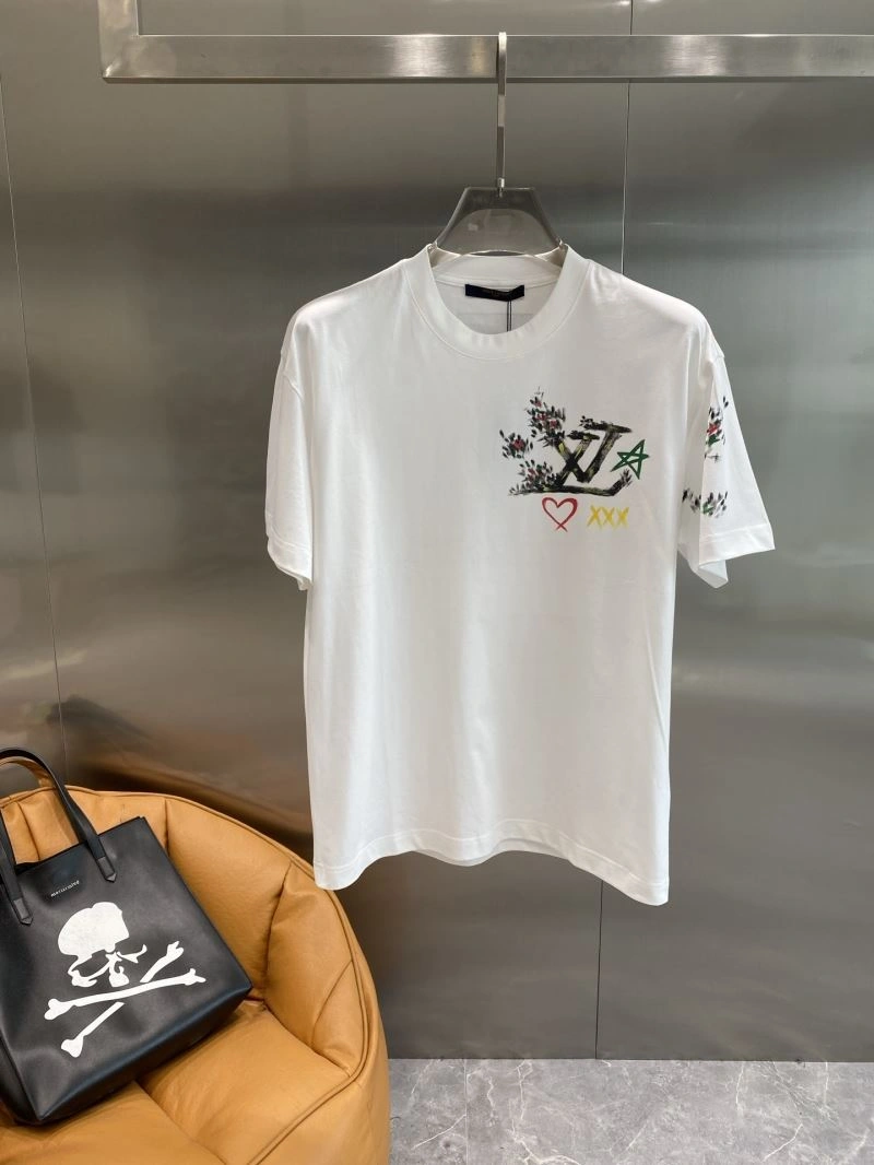 FashionForward Louis Vuitton T-Shirts 134504