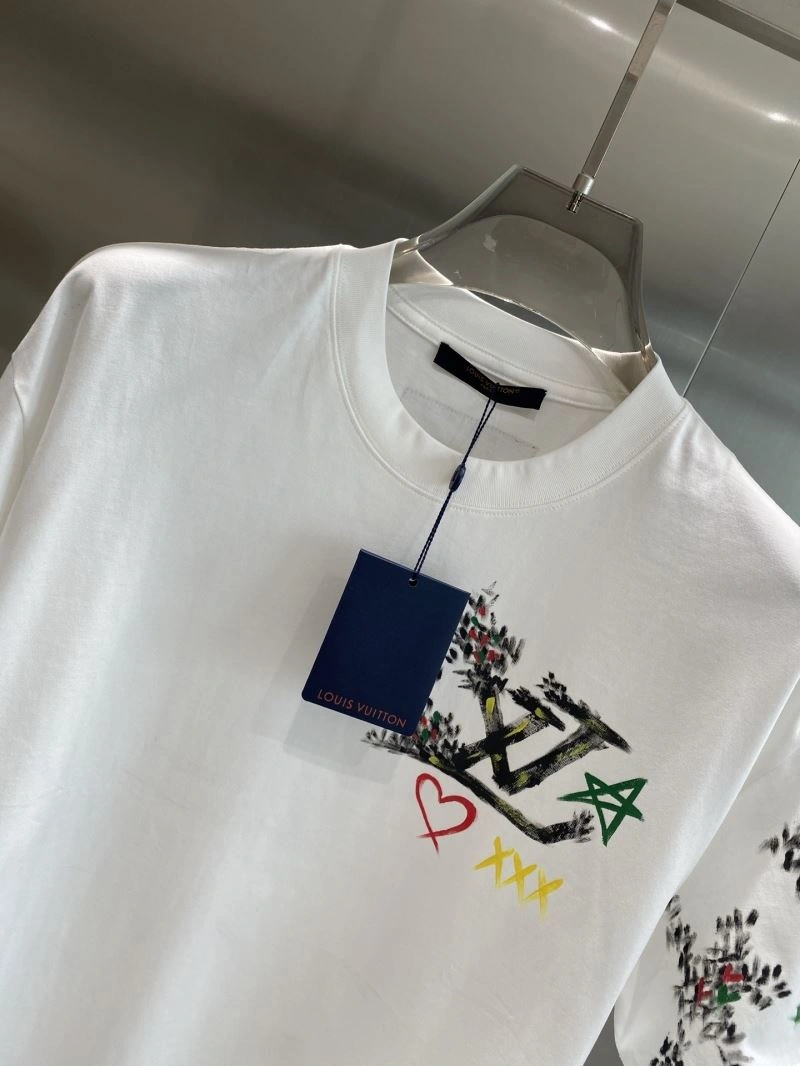 FashionForward Louis Vuitton T-Shirts 134504