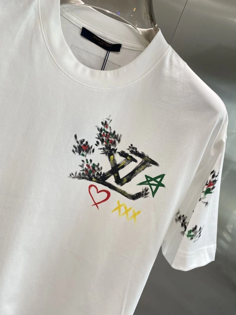 FashionForward Louis Vuitton T-Shirts 134504