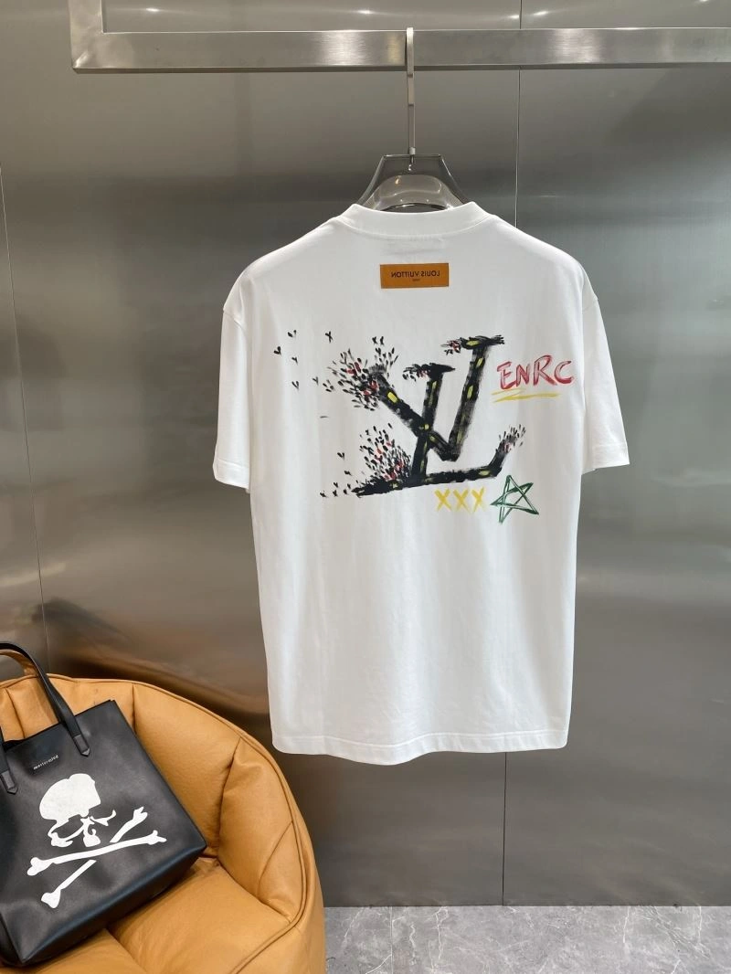 FashionForward Louis Vuitton T-Shirts 134504