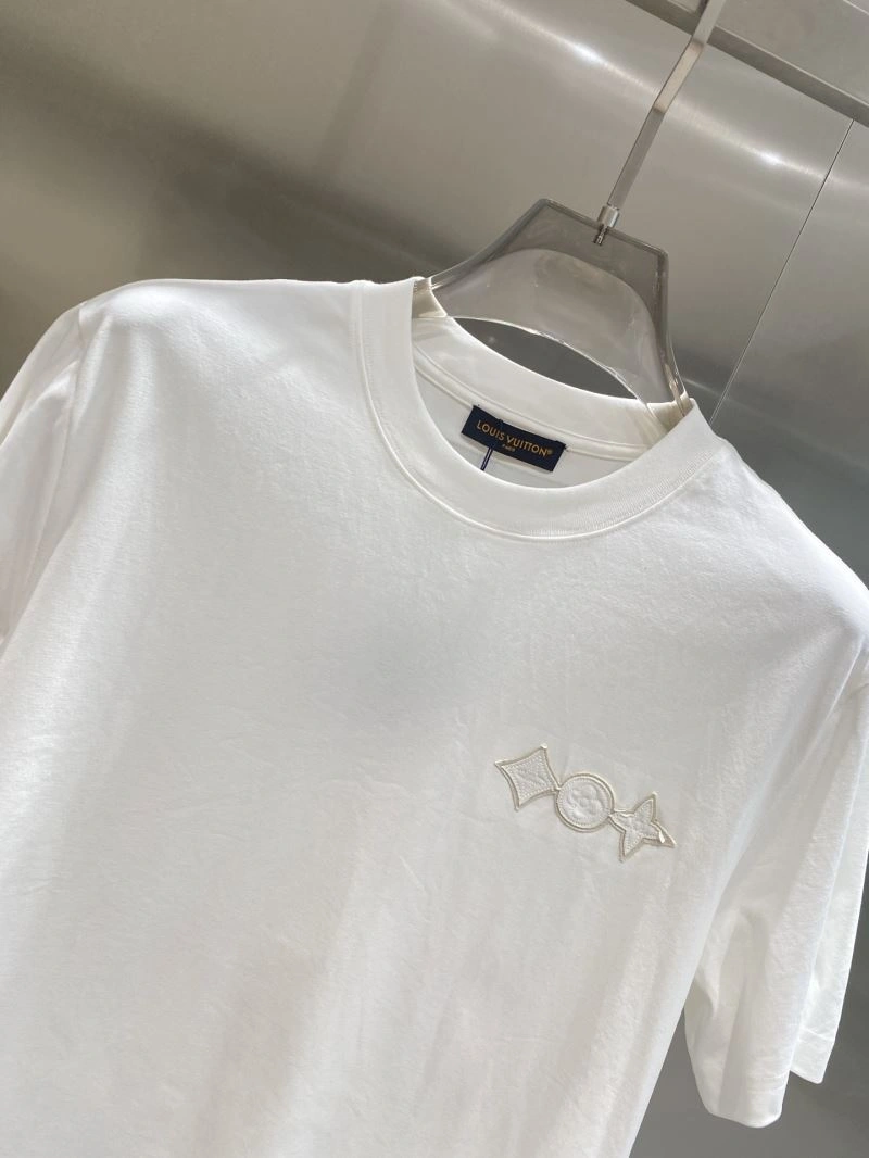 Louis Vuitton T-Shirts GoAnywhere 134496