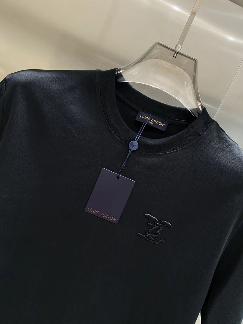 WaterResistant Louis Vuitton T-Shirts 134480