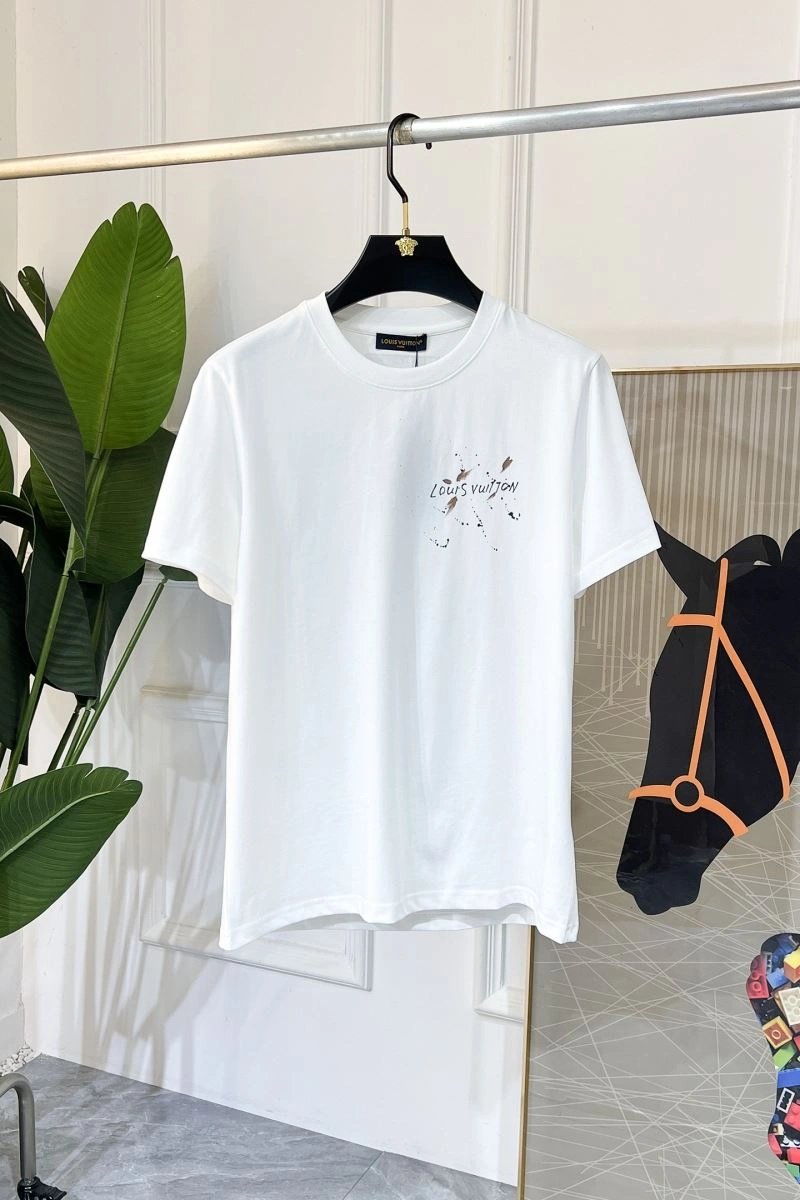 Louis Vuitton T-Shirts Stretchable 134489