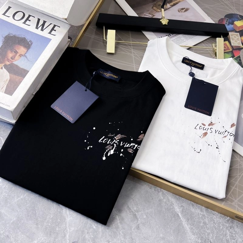 Louis Vuitton T-Shirts Stretchable 134489