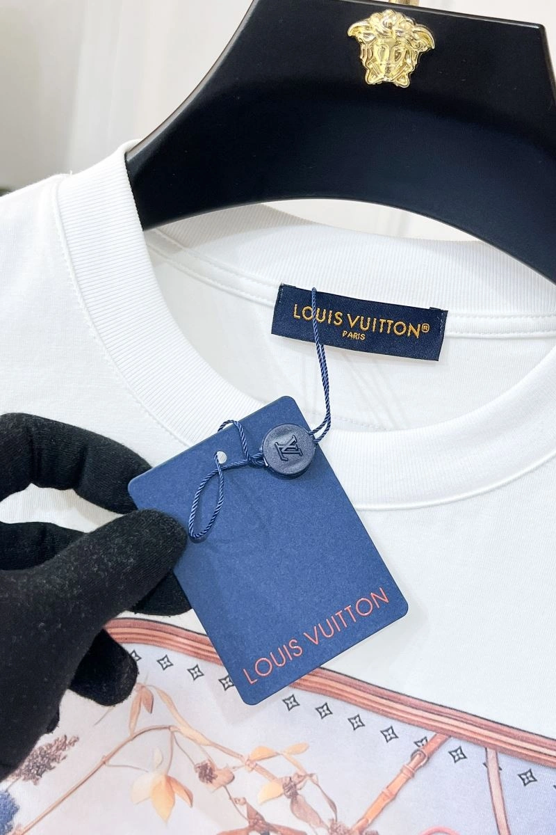 TechFriendly Louis Vuitton T-Shirts 134485