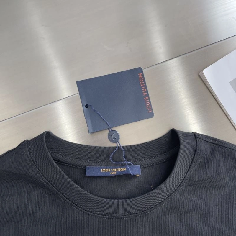 Louis Vuitton T-Shirts Reliable 134479