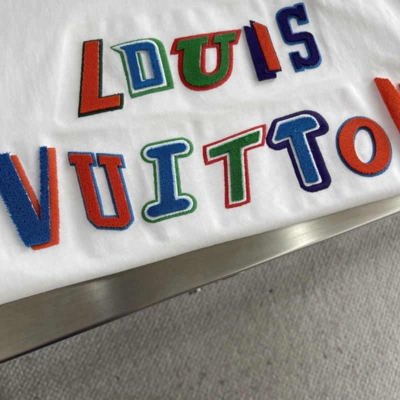 Louis Vuitton T-Shirts Bold 134474