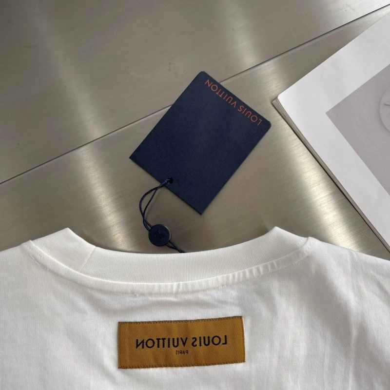 Louis Vuitton T-Shirts Bold 134474