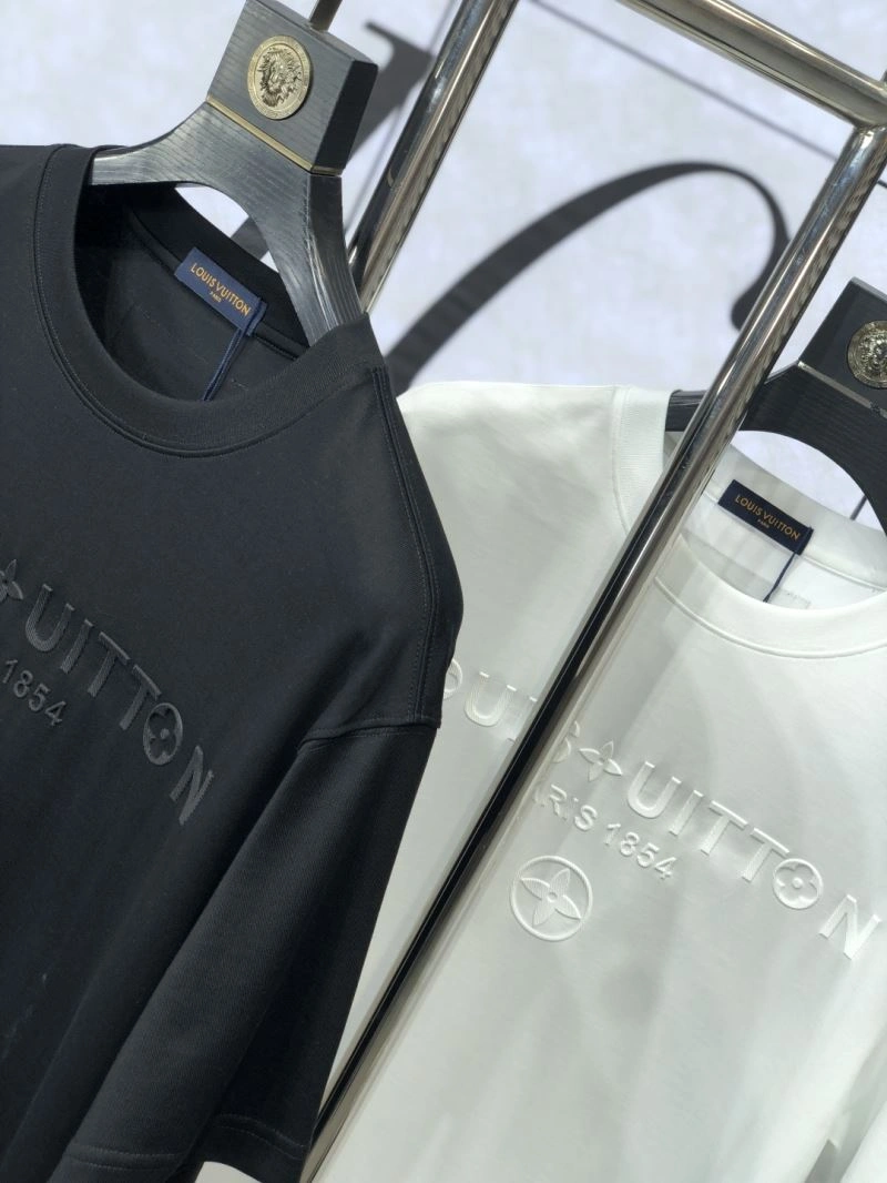 Louis Vuitton T-Shirts Affordable 134490