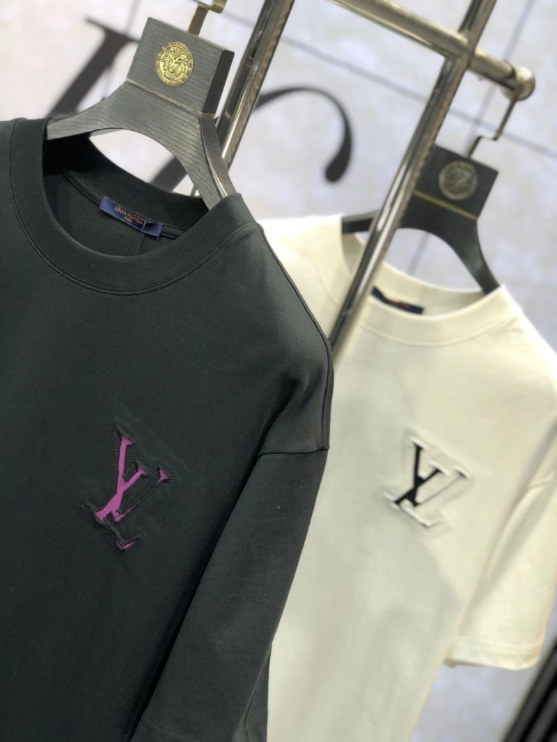 Casual Louis Vuitton T-Shirts 134500