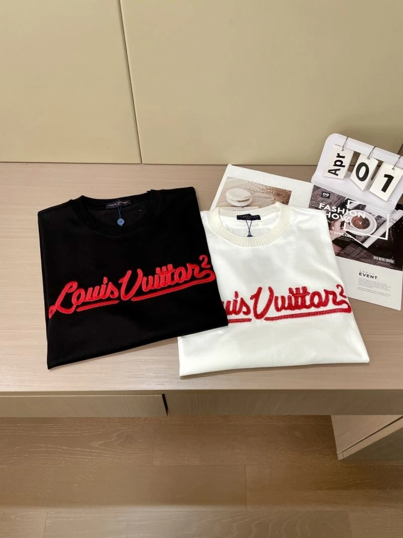 Louis Vuitton T-Shirts Minimalist 134483
