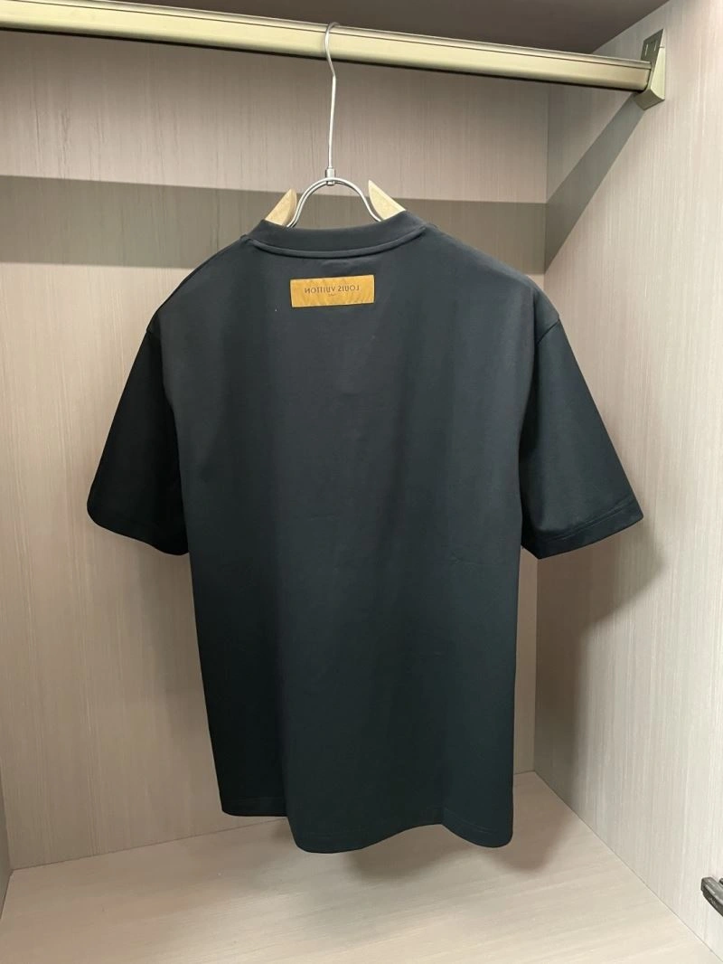 Timeless Louis Vuitton T-Shirts 134468
