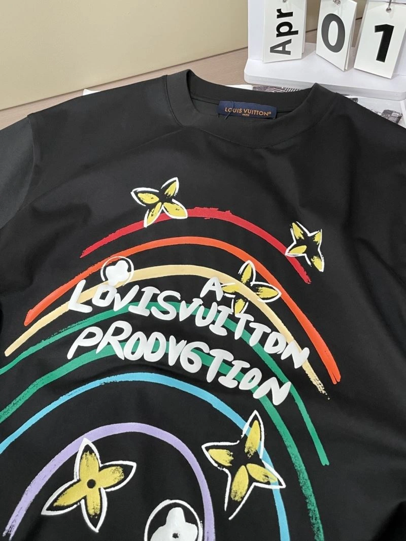 Timeless Louis Vuitton T-Shirts 134468