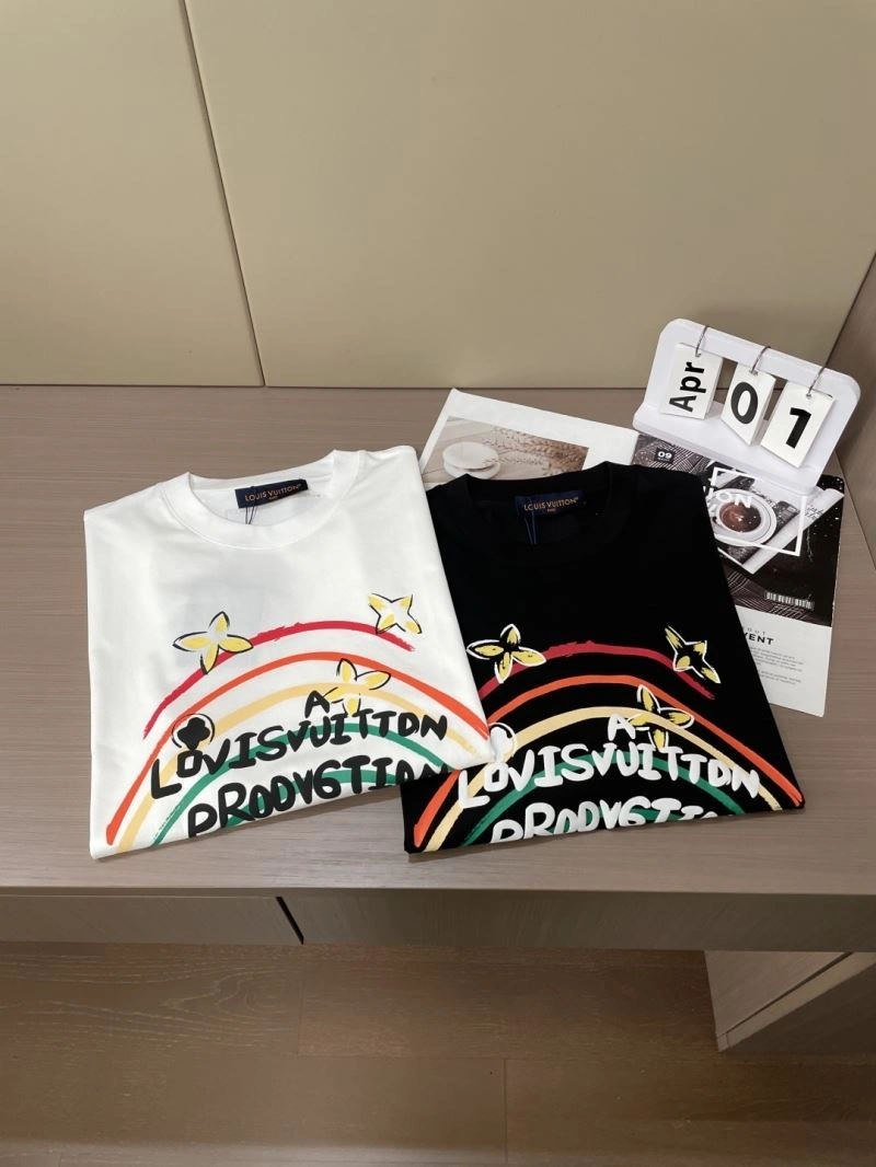Timeless Louis Vuitton T-Shirts 134468