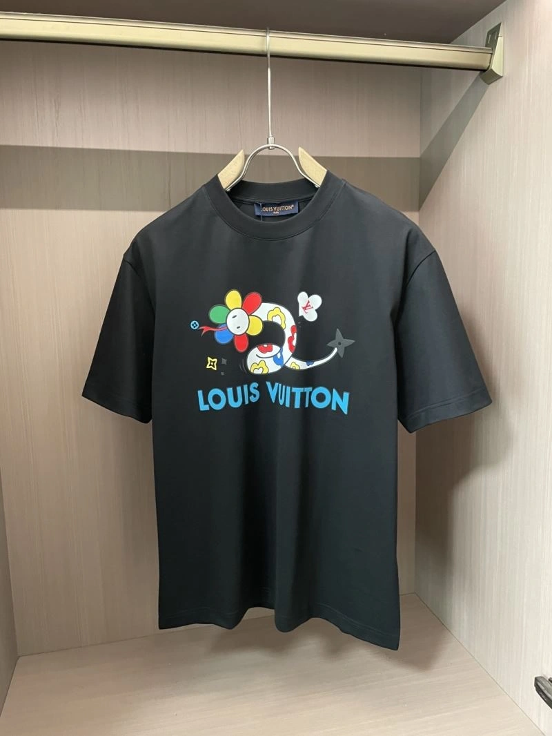Louis Vuitton T-Shirts Modern 134470