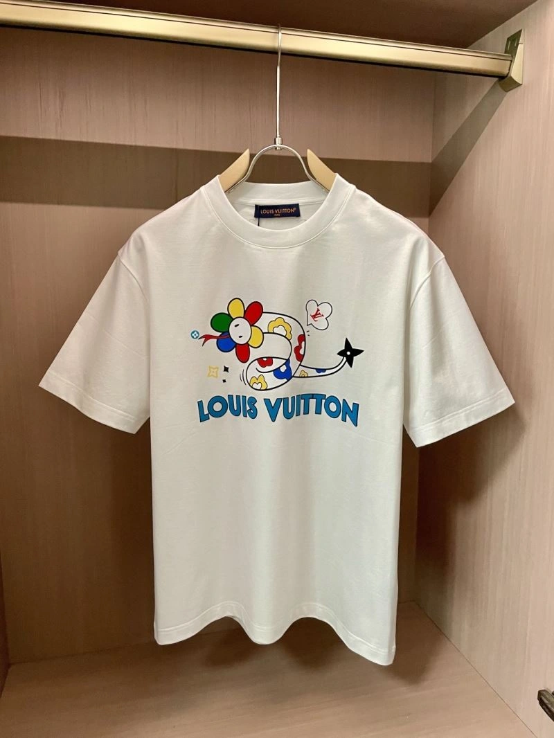 Louis Vuitton T-Shirts Modern 134470