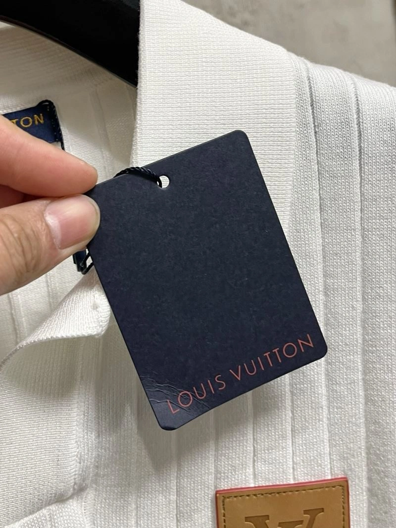 Louis Vuitton T-Shirts Compact 134471
