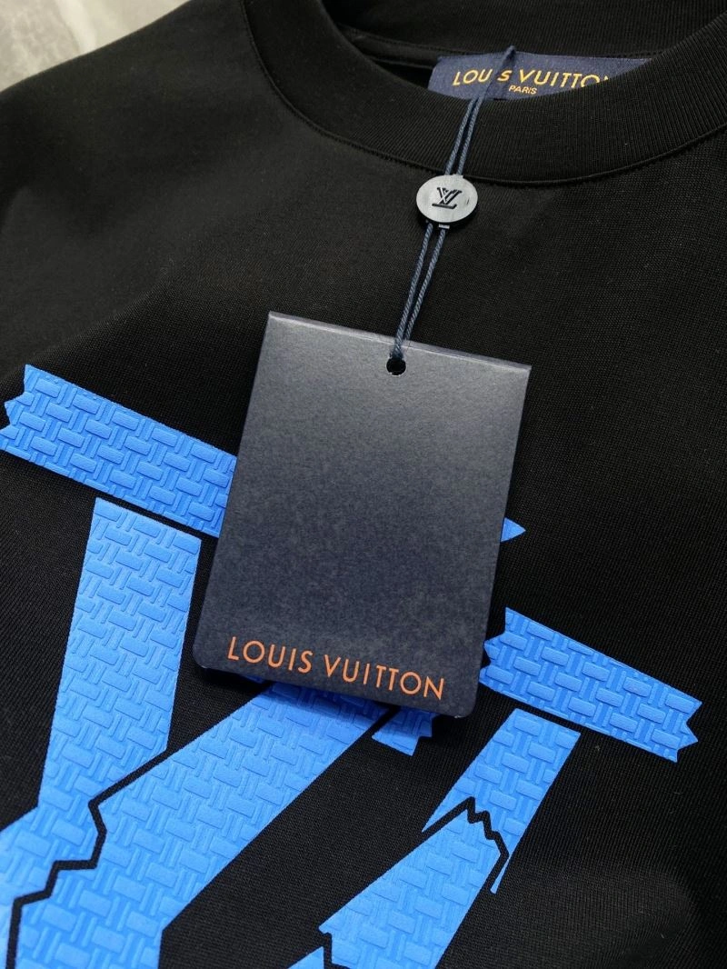 FashionForward Louis Vuitton T-Shirts 134465