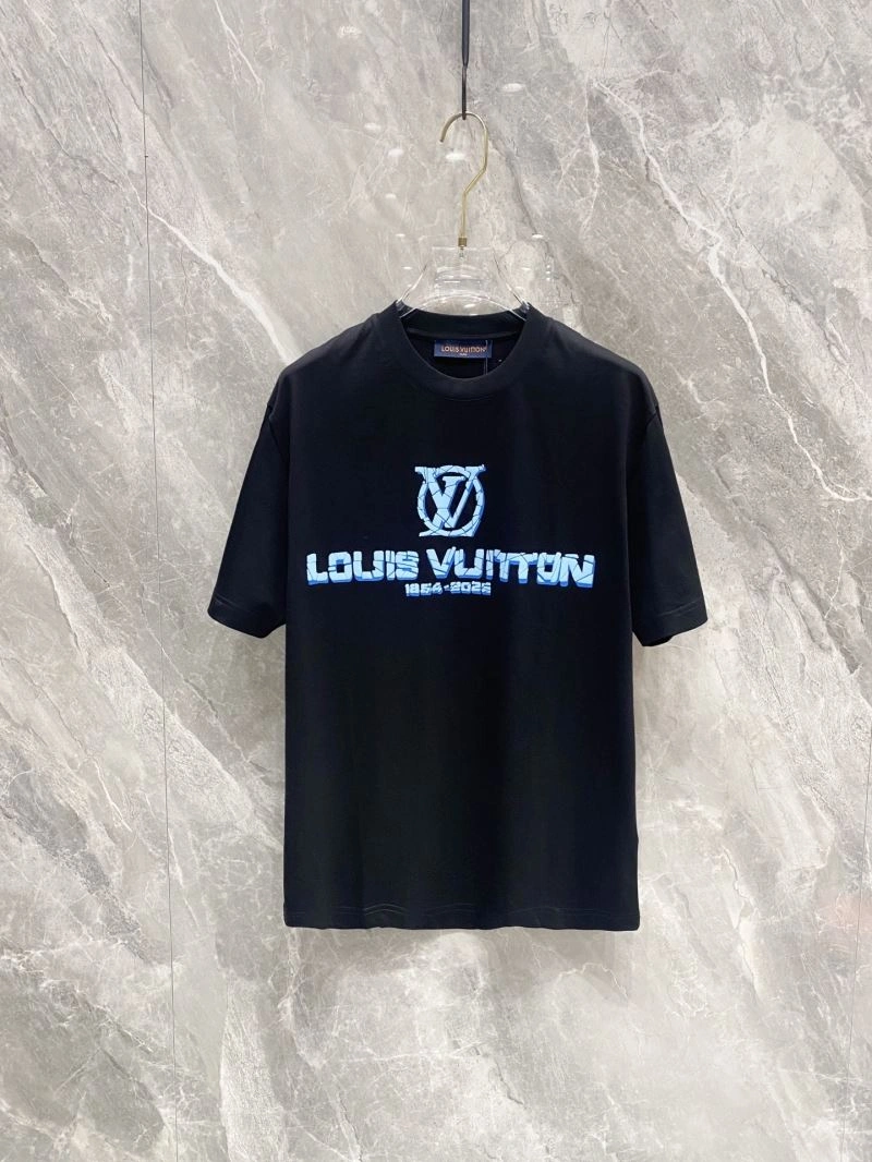 Modern Louis Vuitton T-Shirts 134463