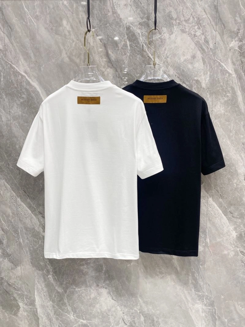 Modern Louis Vuitton T-Shirts 134463