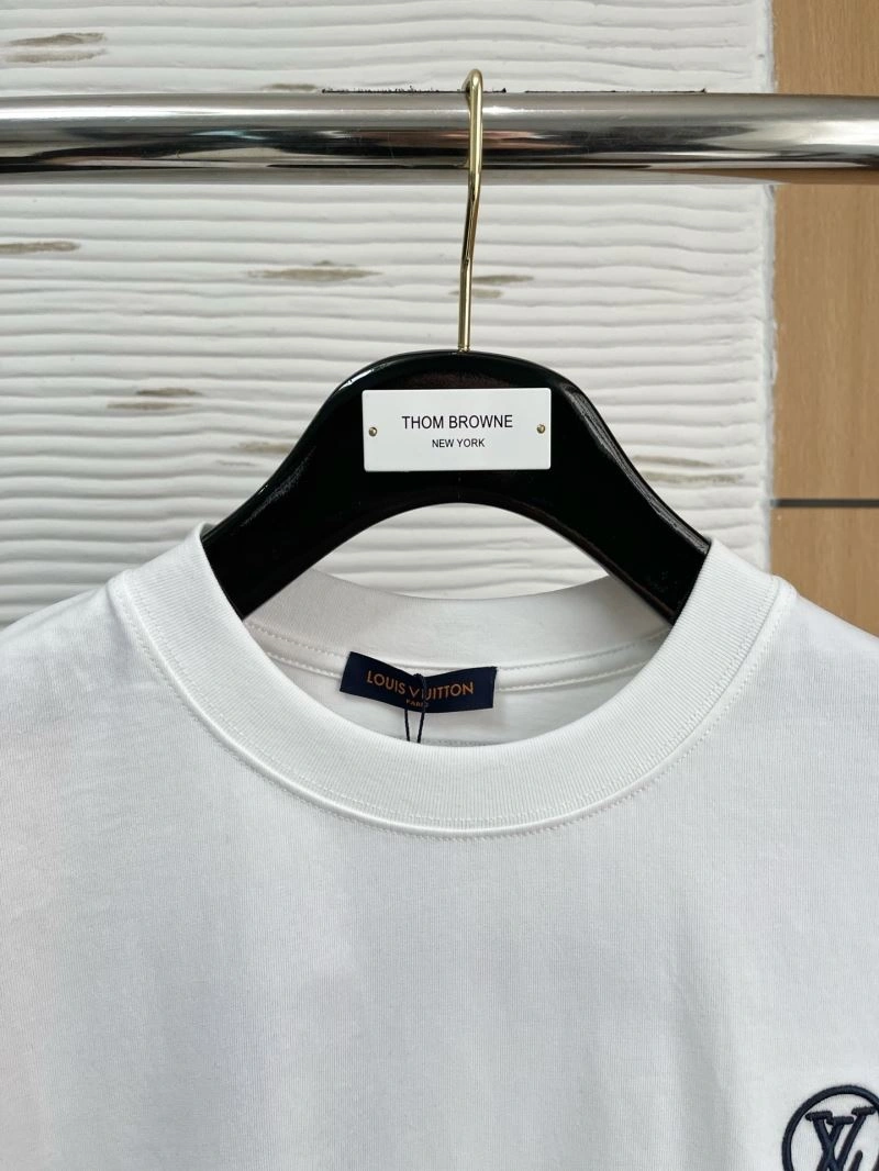 Louis Vuitton T-Shirts ComfortFit 134454