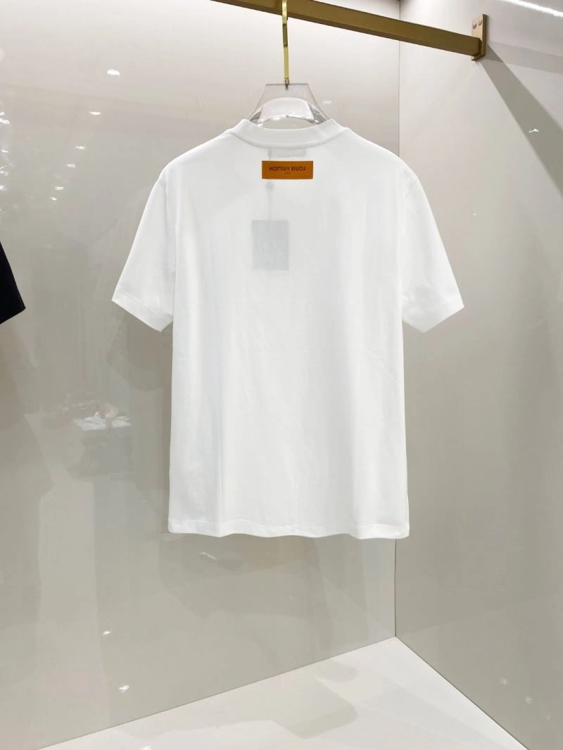 Trendsetting Louis Vuitton T-Shirts 134441