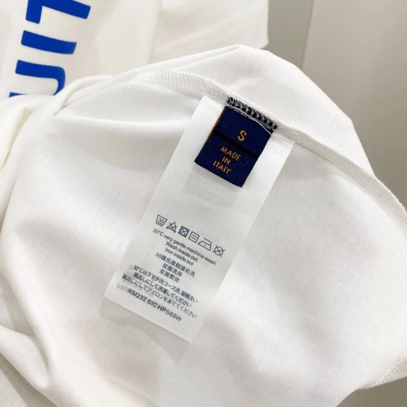 Trendsetting Louis Vuitton T-Shirts 134441