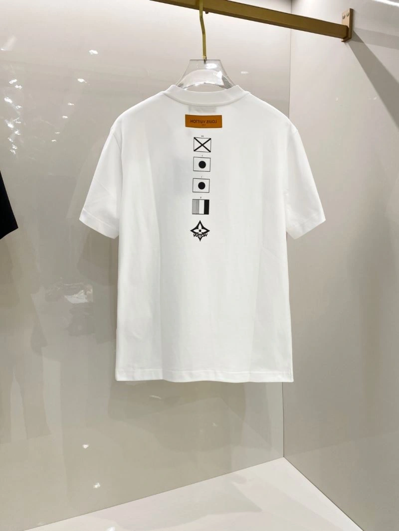 Durable Louis Vuitton T-Shirts 134449