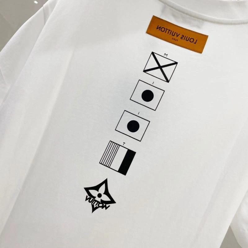 Durable Louis Vuitton T-Shirts 134449