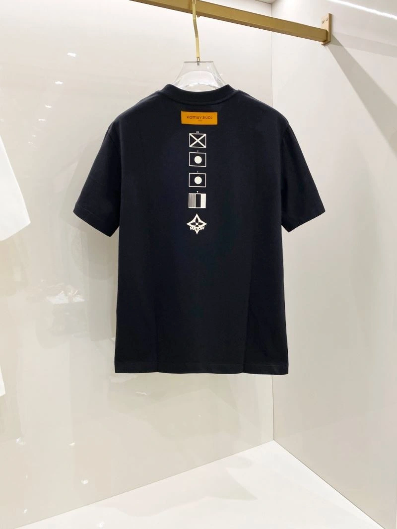 Louis Vuitton T-Shirts Sporty 134438