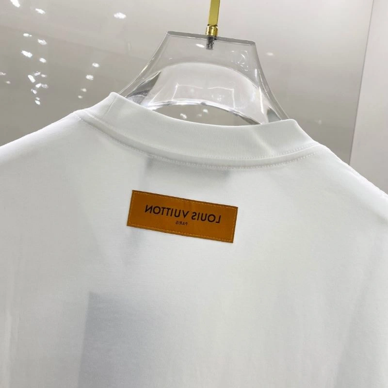 Louis Vuitton T-Shirts Neat 134442